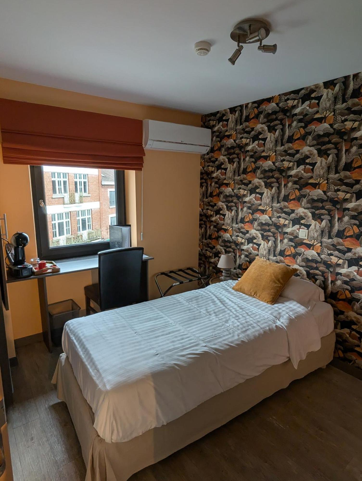 Hotel A Fleur De Couette Auvelais Zewnętrze zdjęcie