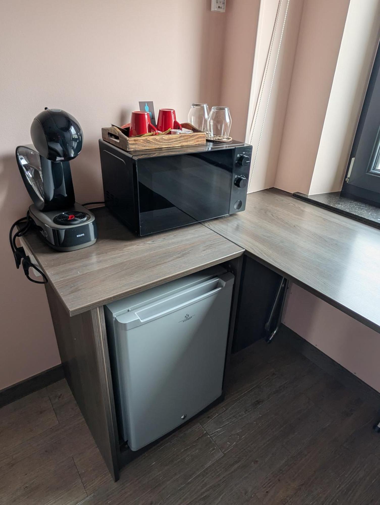 Hotel A Fleur De Couette Auvelais Zewnętrze zdjęcie