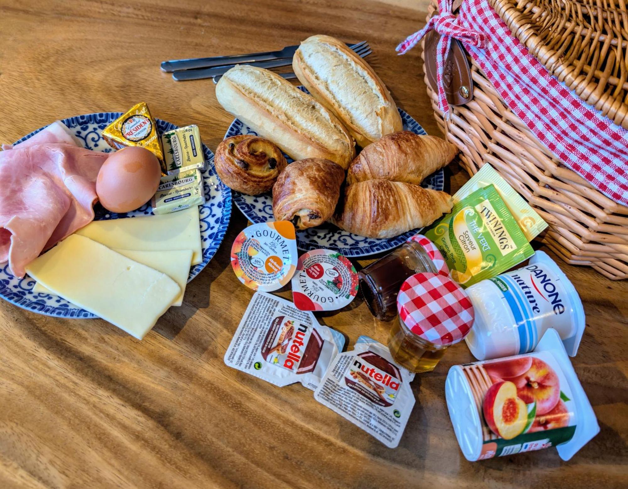 Hotel A Fleur De Couette Auvelais Zewnętrze zdjęcie