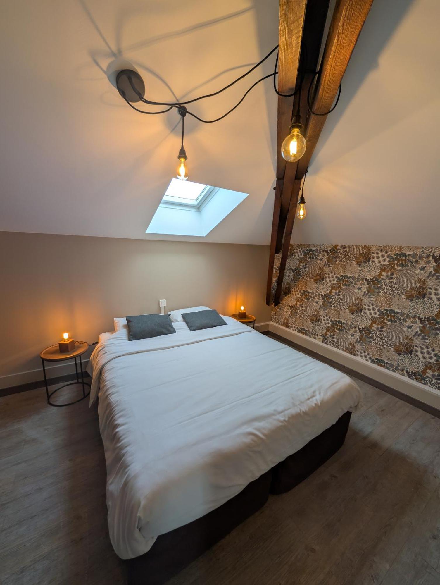 Hotel A Fleur De Couette Auvelais Zewnętrze zdjęcie