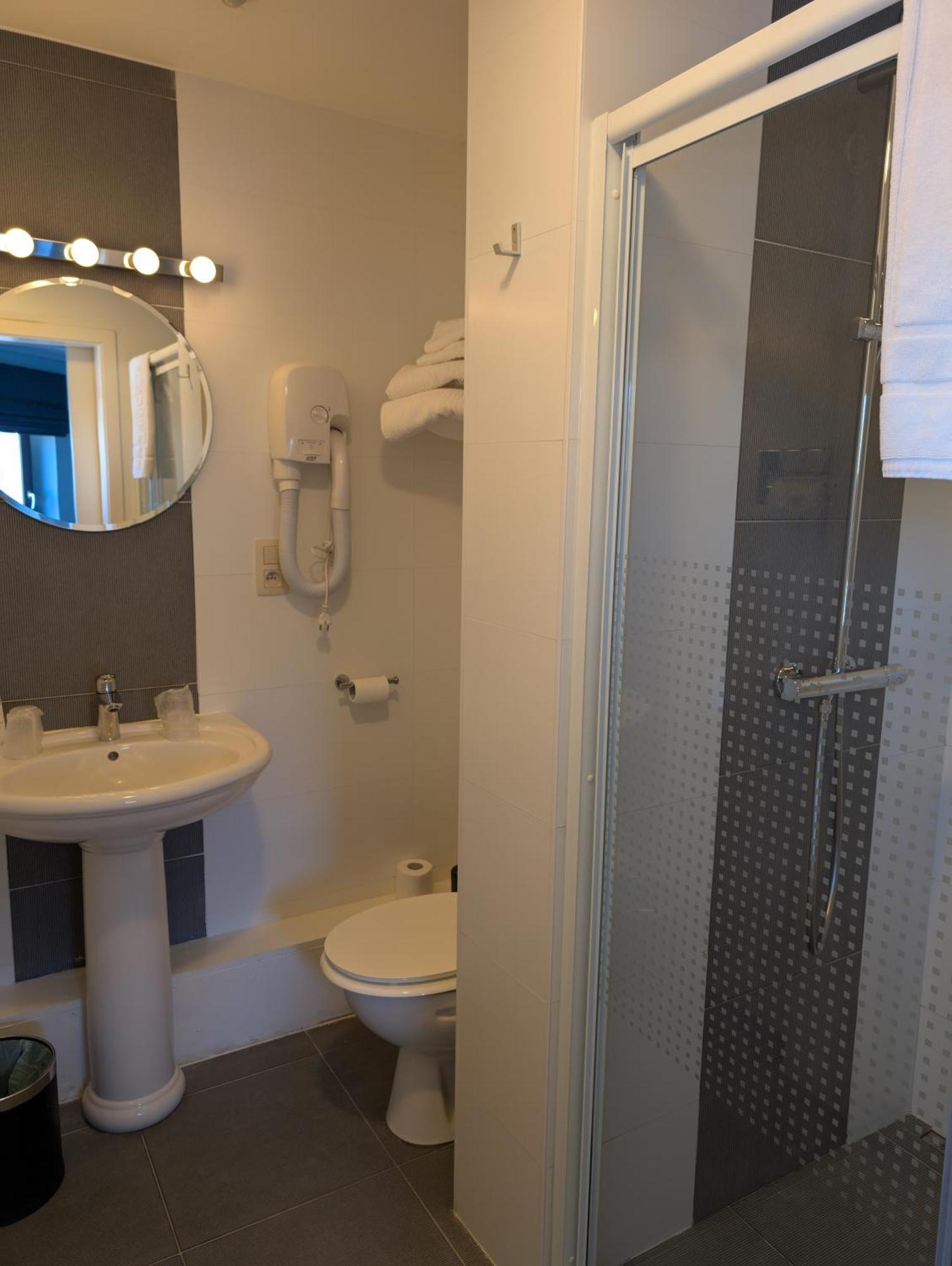 Hotel A Fleur De Couette Auvelais Zewnętrze zdjęcie